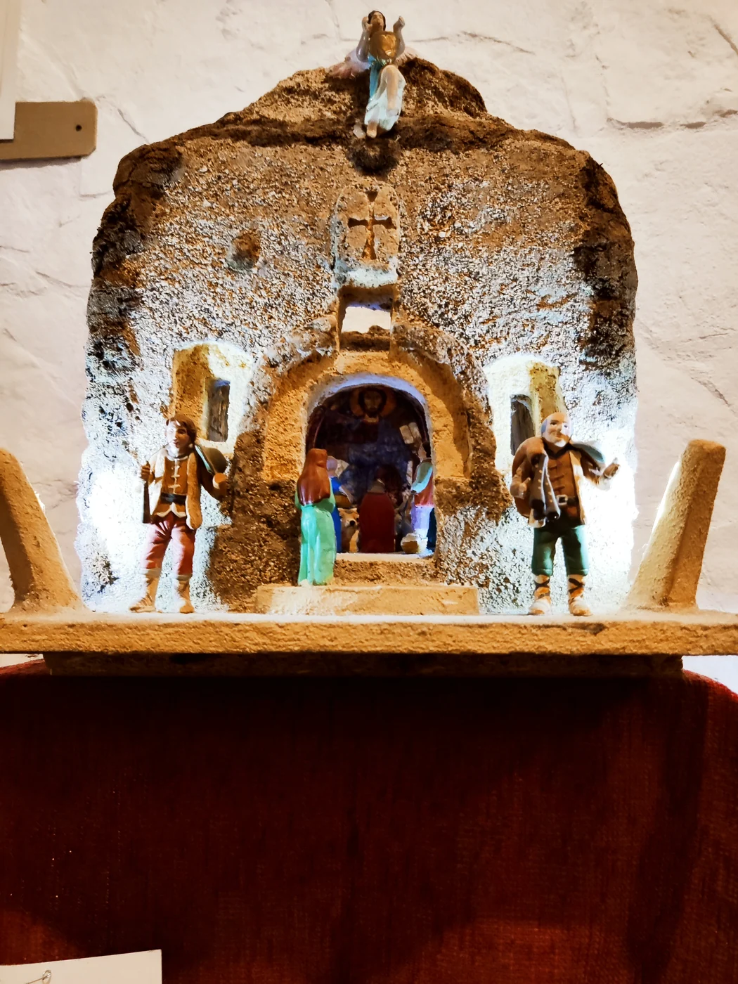 La Cripta di San Vito Vecchio — presepe artigianale di Stefano De Pascale